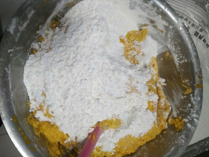 海参丝汤的做法:营养美味,汤鲜滋补